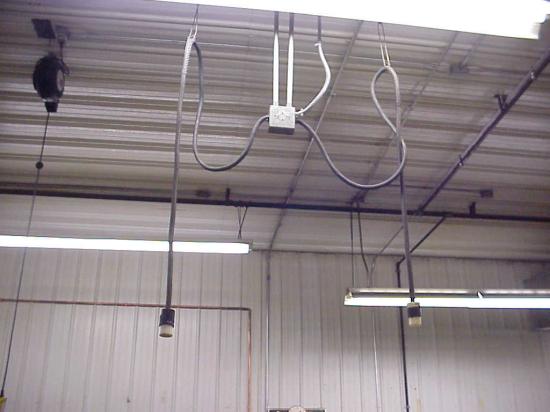 dvs. mængde af salg St Aflastning af hængende kabel(er) fra loft - Stoker Pro